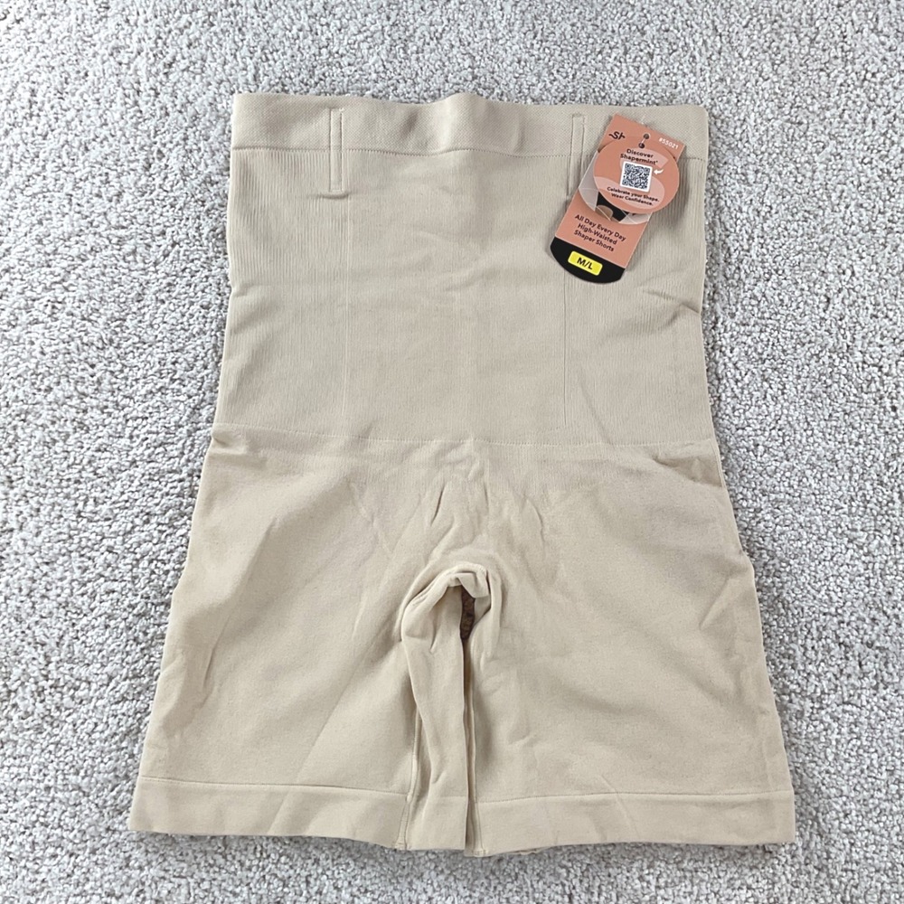 Shapermint Essentials High Waisted Shaper Shorts Beige M/L 55021 NWT